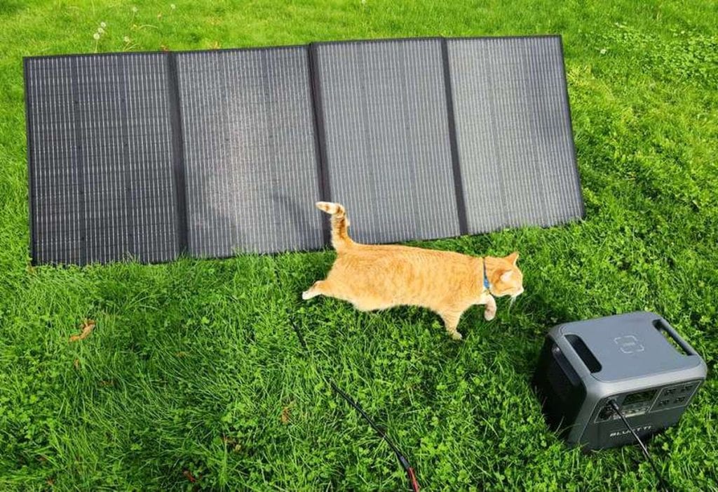 BLUETTI PV350 solar panel review