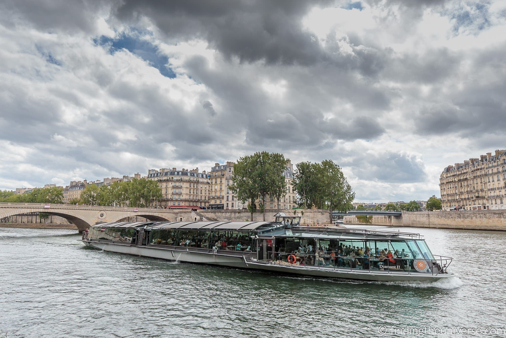 Bateaux Mouches Dinner Cruise River Seine