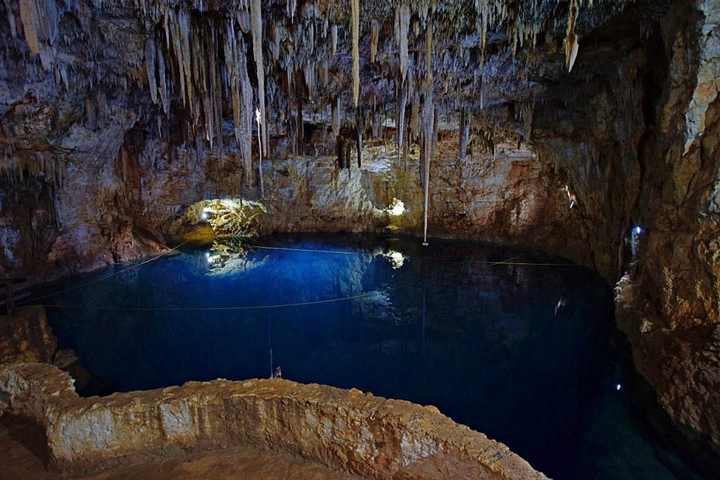 Cenote-Palomita