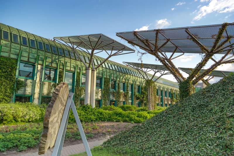 University of Warsaw library with beautiful rooftop garden