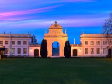 Touring Portugal in Tivoli Style