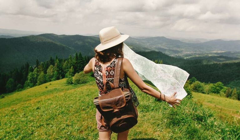 27 Helpful Tips for How to Travel More